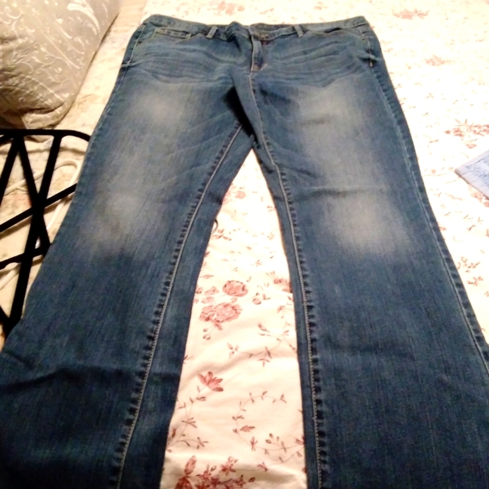 Mossimo 14 Mid Rise Boot Cut